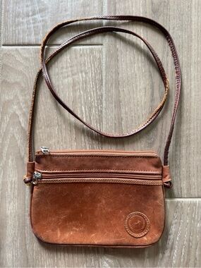 Talabartería Argentina Vintage Brown Leather Crossbody Bag with Double Zip